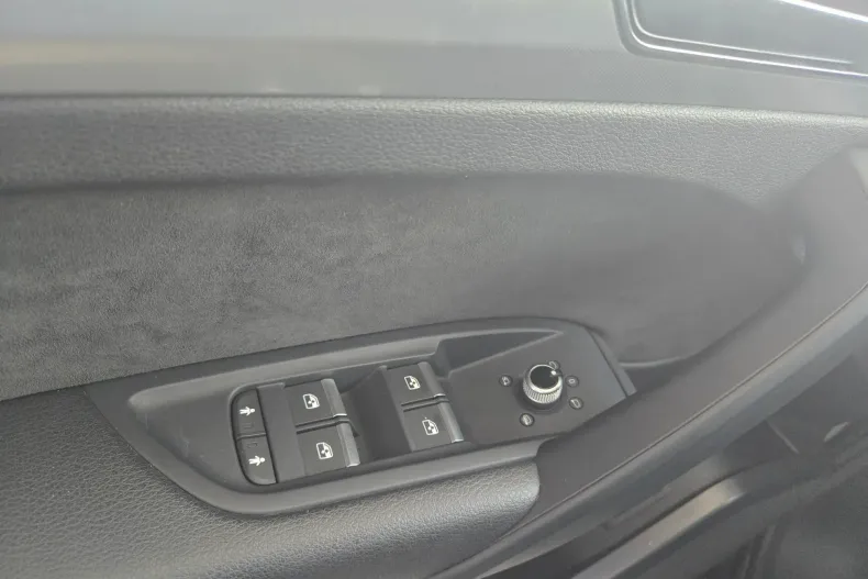 Audi Q5 din 2020 cu 47.993 km - oferta AUD134012 - foto 10