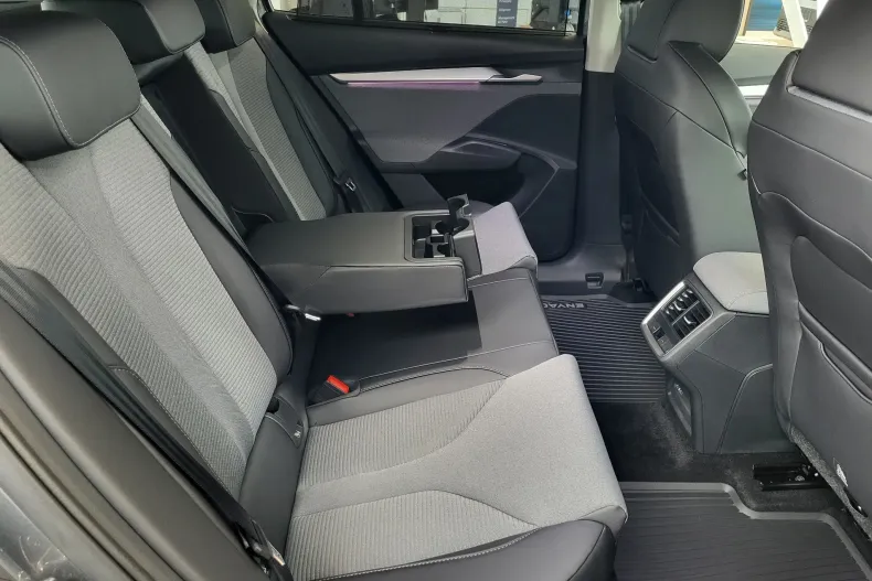 Skoda Enyaq din 2025 cu 10 km - oferta SKO134018 - foto 10