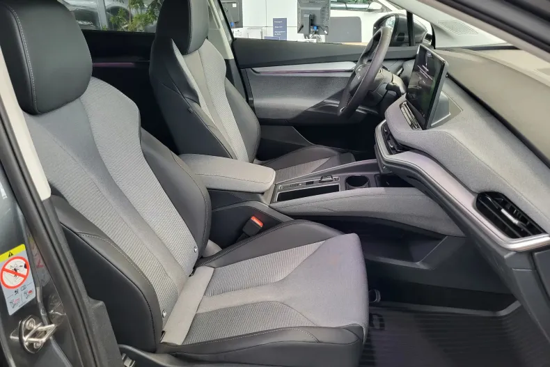 Skoda Enyaq din 2025 cu 10 km - oferta SKO134018 - foto 11