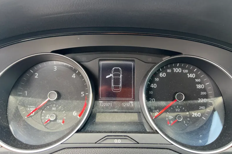 Volkswagen Passat din 2020 cu 122.000 km - oferta VOL134039 - foto 16