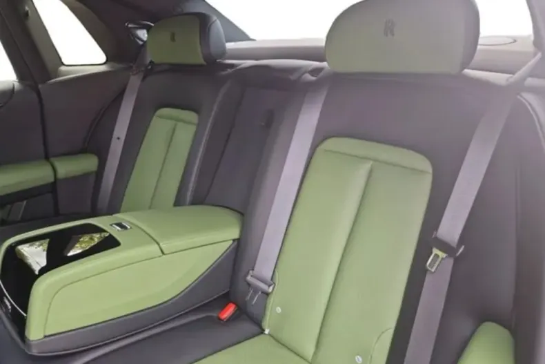 Rolls-Royce Ghost din 2024 cu 5.500 km - oferta ROL134042 - foto 10