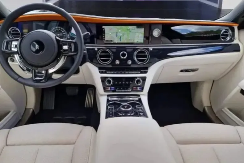 Rolls-Royce Ghost din 2022 cu 14.159 km - oferta ROL134044 - foto 7