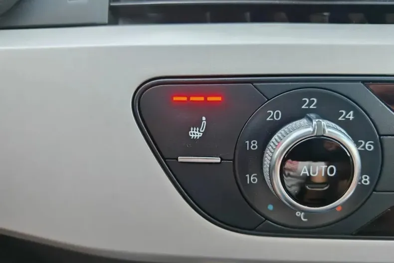 Audi A4 din 2021 cu 113.047 km - oferta AUD134049 - foto 18