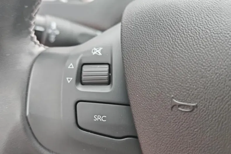 Peugeot 208 din 2019 cu 20.246 km - oferta PEU134052 - foto 18