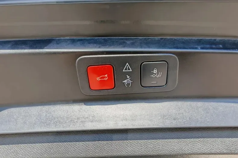 Peugeot 5008 din 2021 cu 170.660 km - oferta PEU134053 - foto 27