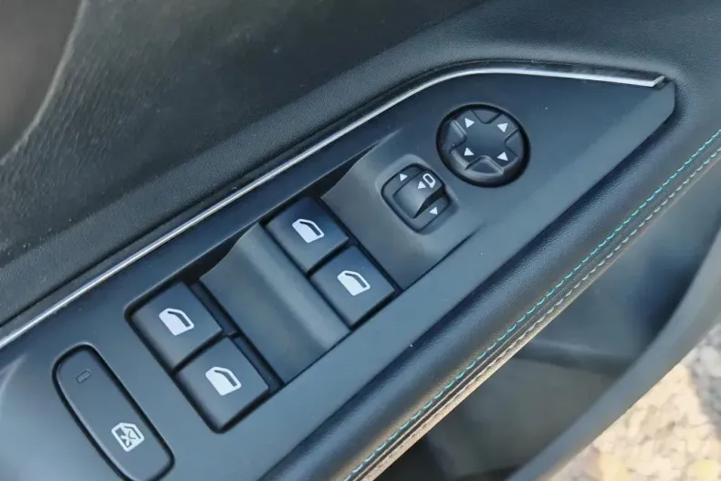 Peugeot 5008 din 2021 cu 170.660 km - oferta PEU134053 - foto 29