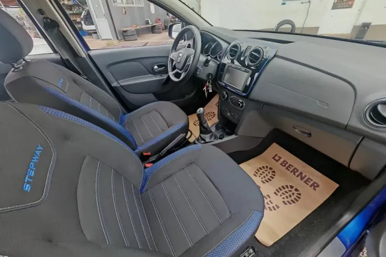 Dacia Sandero Stepway din 2020 cu 69.519 km - oferta DAC134056 - foto 4