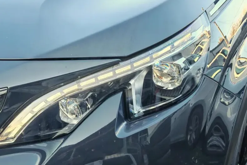 Peugeot 3008 din 2020 cu 115.809 km - oferta PEU134057 - foto 32