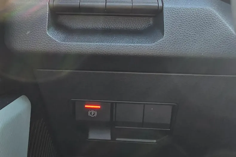 Dacia Duster din 2025 cu 200 km - oferta DAC134060 - foto 23