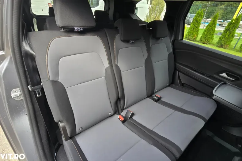 Dacia Jogger din 2025 cu 30 km - oferta DAC134061 - foto 13
