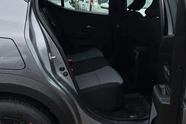 Dacia Sandero Stepway din 2025 cu 50 km - oferta DAC134062 - foto 8