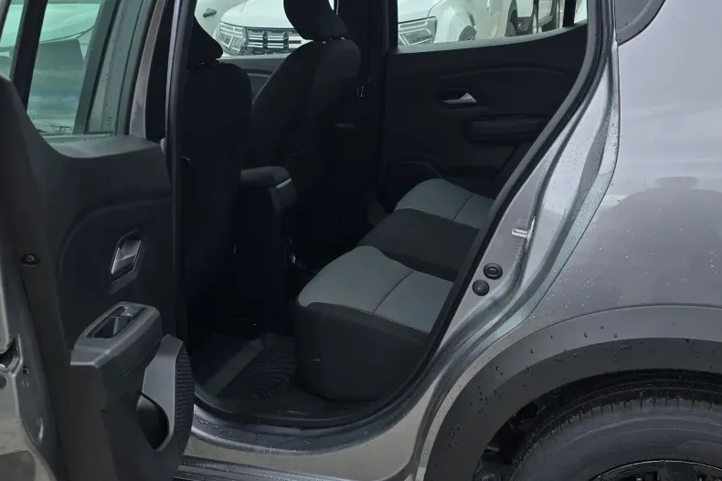 Dacia Sandero Stepway din 2025 cu 50 km - oferta DAC134062 - foto 10