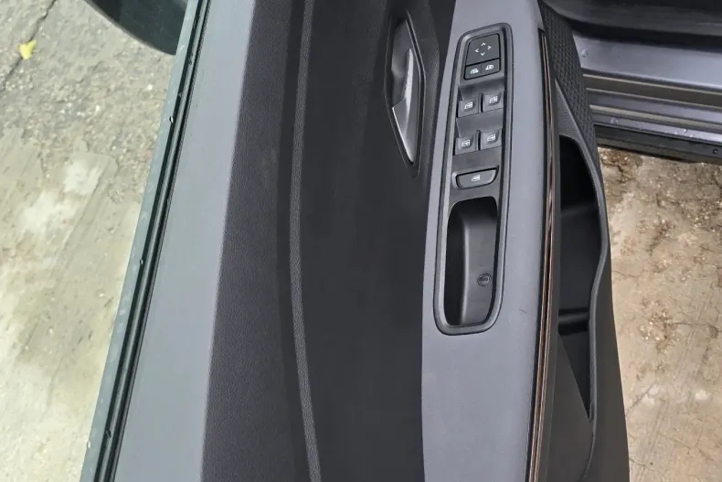 Dacia Sandero Stepway din 2025 cu 50 km - oferta DAC134062 - foto 13