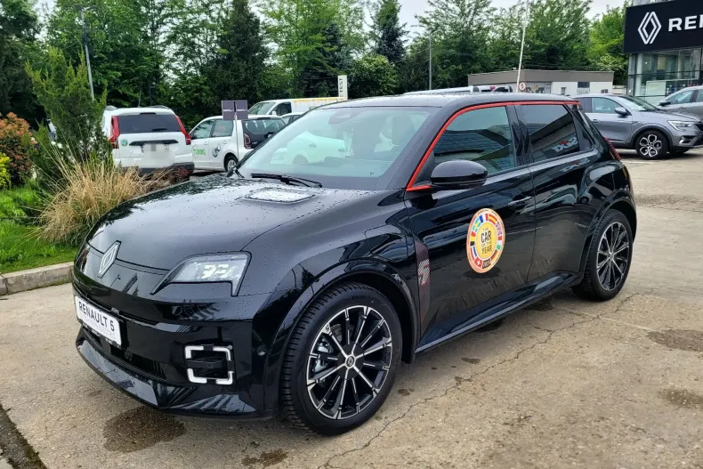 Renault 5 din 2025 cu 3.900 km - oferta REN134068 - foto 1