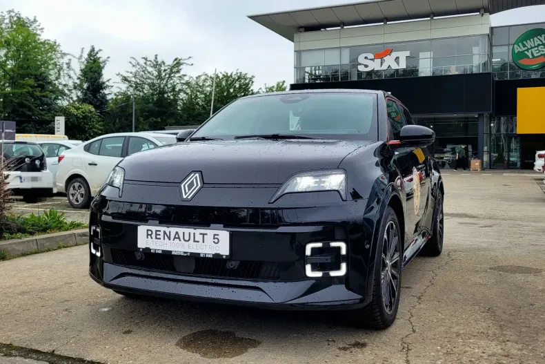 Renault 5 din 2025 cu 3.900 km - oferta REN134068 - foto 5