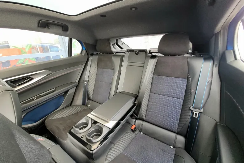 Renault Rafale din 2025 cu 7.910 km - oferta REN134070 - foto 16