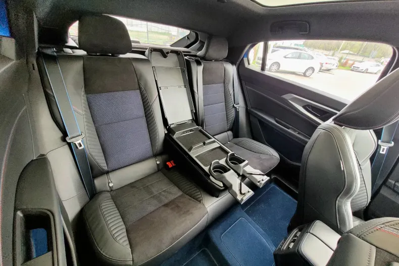 Renault Rafale din 2025 cu 7.910 km - oferta REN134070 - foto 17