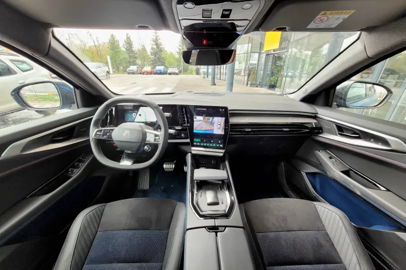 Renault Rafale din 2025 cu 7.910 km - oferta REN134070 - foto 19