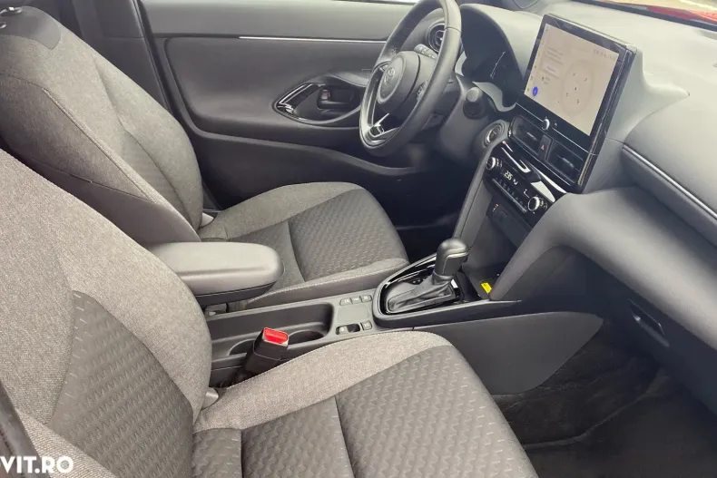 Toyota Yaris Cross din 2024 cu 8.000 km - oferta TOY134075 - foto 6