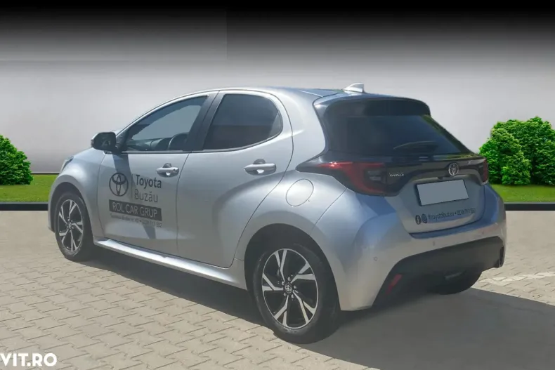 Toyota Yaris din 2024 cu 12.000 km - oferta TOY134080 - foto 3
