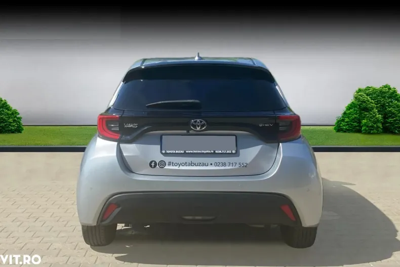Toyota Yaris din 2024 cu 12.000 km - oferta TOY134080 - foto 4