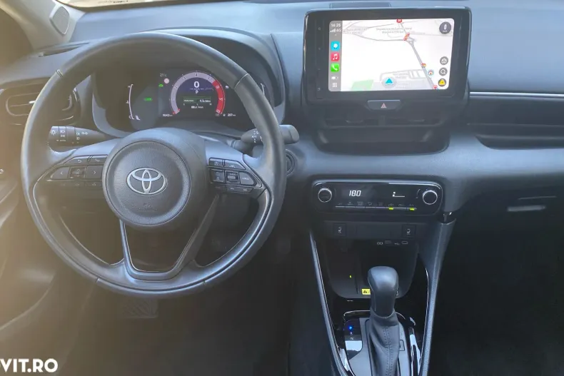 Toyota Yaris din 2024 cu 12.000 km - oferta TOY134080 - foto 8