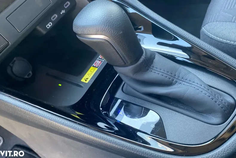 Toyota Yaris din 2024 cu 12.000 km - oferta TOY134080 - foto 12