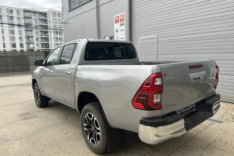Toyota Hilux din 2025 cu 10 km - oferta TOY134081 - foto 7
