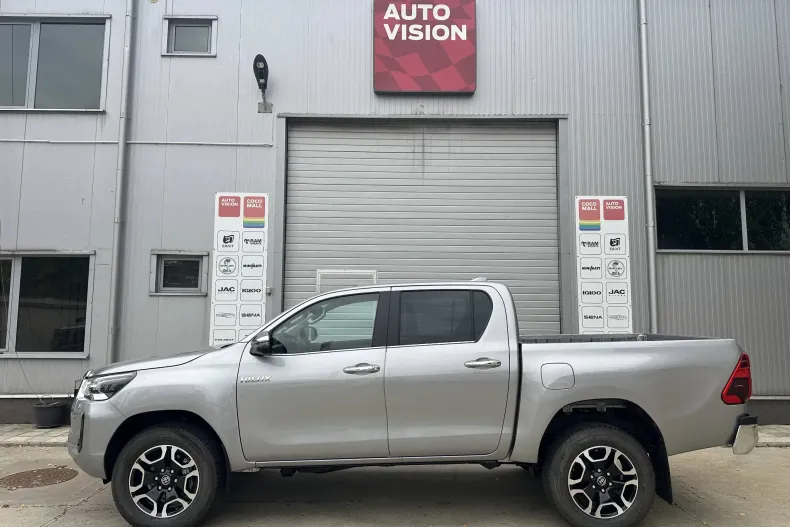 Toyota Hilux din 2025 cu 10 km - oferta TOY134081 - foto 9