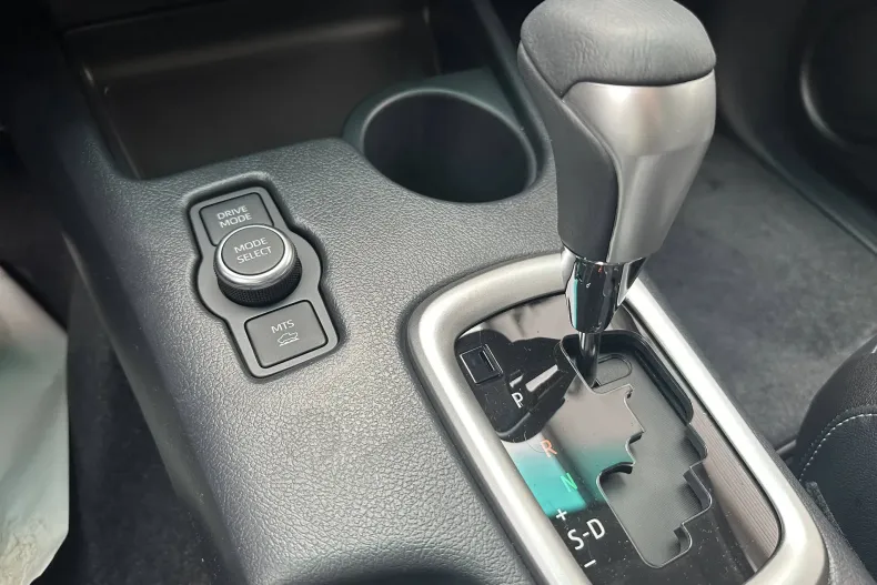 Toyota Hilux din 2025 cu 10 km - oferta TOY134081 - foto 20