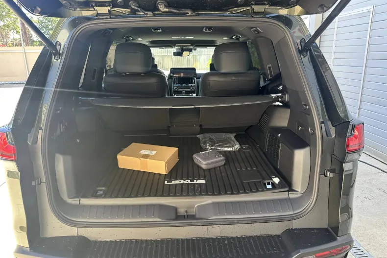 Lexus Seria LX din 2025 cu 10 km - oferta LEX134082 - foto 12