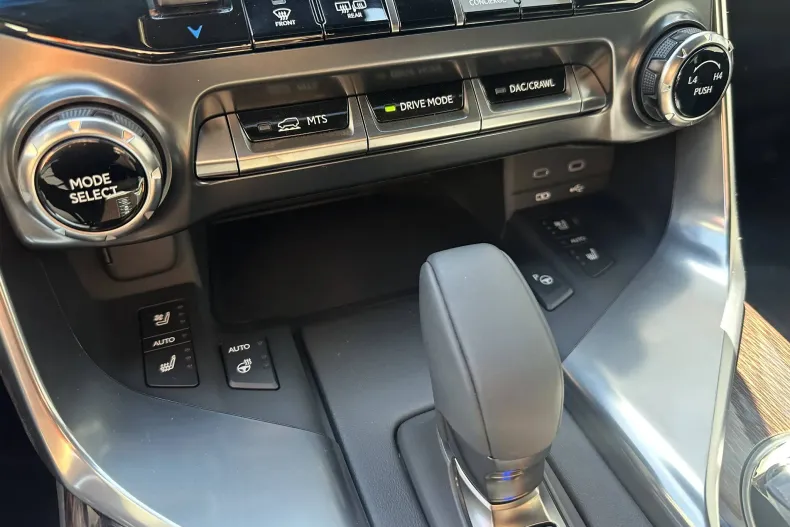 Lexus Seria LX din 2025 cu 10 km - oferta LEX134082 - foto 29