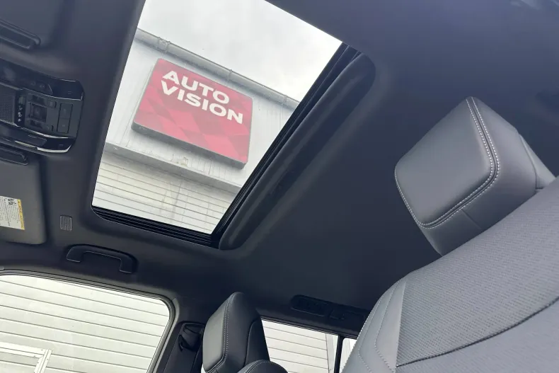 Toyota Land Cruiser 250 din 2024 cu 852 km - oferta TOY134083 - foto 11