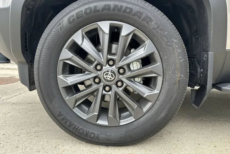 Toyota Land Cruiser 250 din 2024 cu 852 km - oferta TOY134083 - foto 12