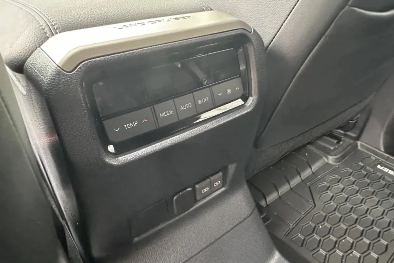 Toyota Land Cruiser 250 din 2024 cu 852 km - oferta TOY134083 - foto 17