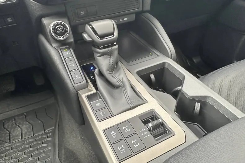 Toyota Land Cruiser 250 din 2024 cu 852 km - oferta TOY134083 - foto 23