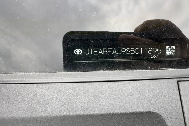 Toyota Land Cruiser 250 din 2024 cu 852 km - oferta TOY134083 - foto 30