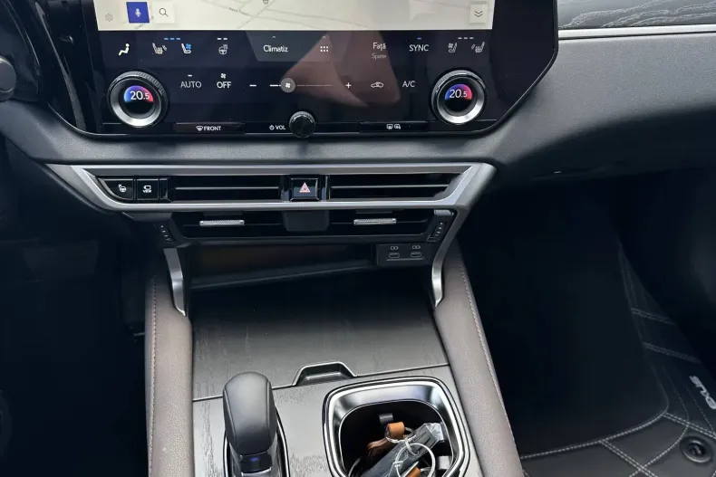 Lexus Seria RX din 2025 cu 10 km - oferta LEX134087 - foto 18