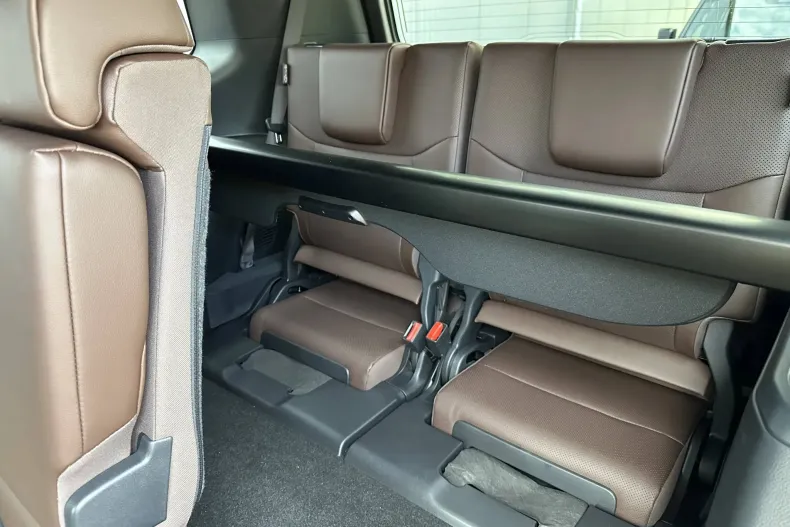 Toyota Land Cruiser 250 din 2024 cu 10 km - oferta TOY134089 - foto 14