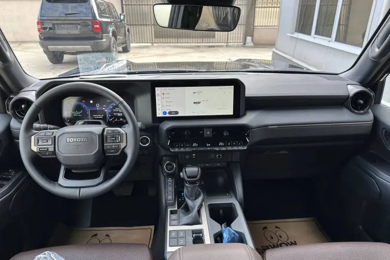 Toyota Land Cruiser 250 din 2024 cu 10 km - oferta TOY134089 - foto 16