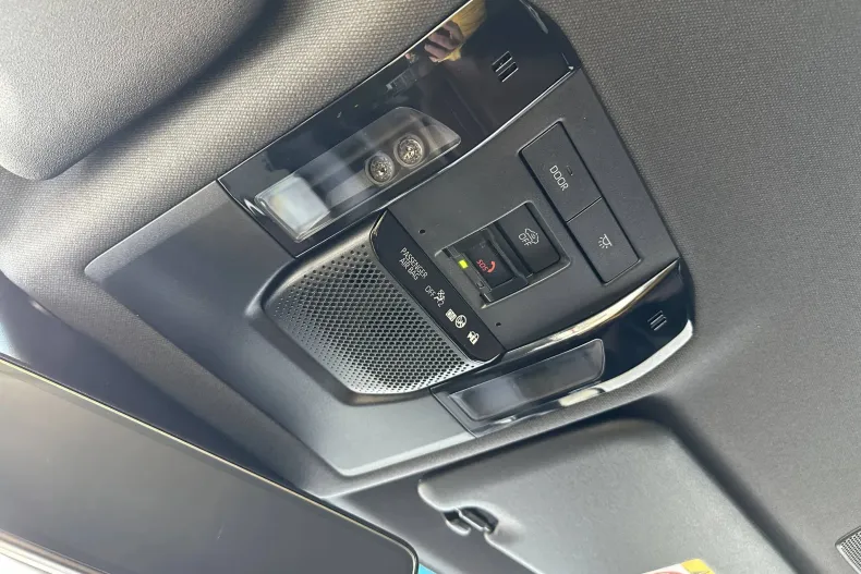 Toyota Land Cruiser 250 din 2024 cu 10 km - oferta TOY134089 - foto 24