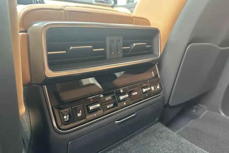 Lexus Seria LX din 2025 cu 10 km - oferta LEX134094 - foto 18