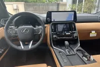 Lexus Seria LX din 2025 cu 10 km - oferta LEX134094 - foto 25