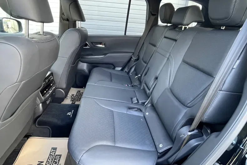 Toyota Land Cruiser 300 din 2025 cu 10 km - oferta TOY134095 - foto 20