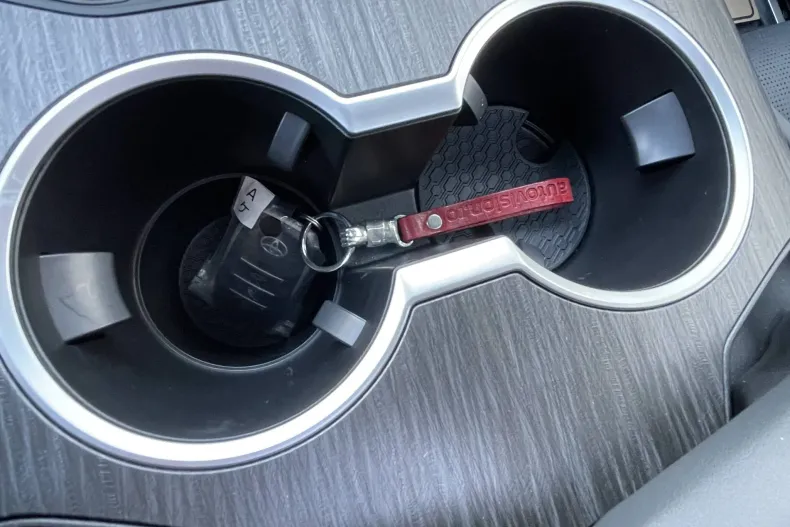 Toyota Land Cruiser 300 din 2025 cu 10 km - oferta TOY134095 - foto 25