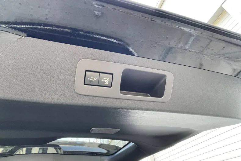 Toyota Land Cruiser 300 din 2025 cu 10 km - oferta TOY134095 - foto 30