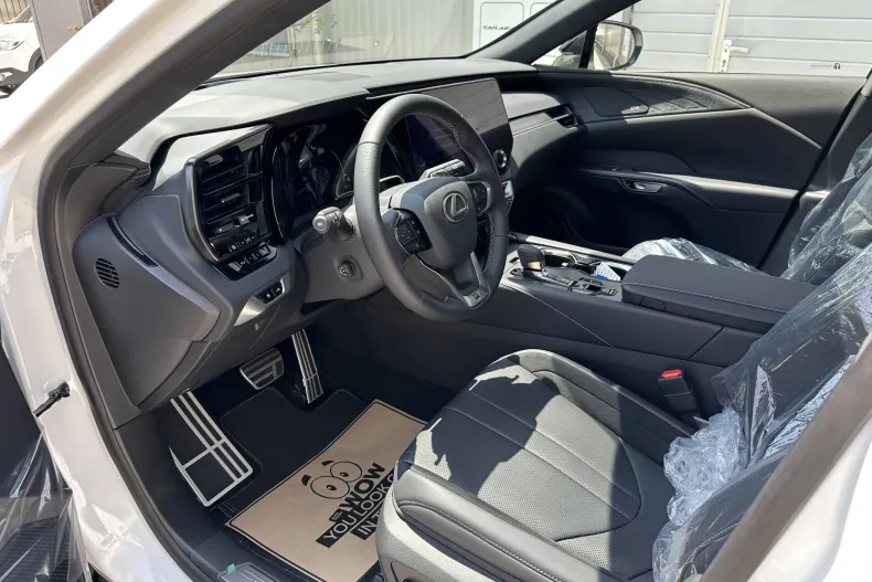 Lexus Seria RX din 2025 cu 10 km - oferta LEX134096 - foto 10