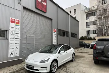 Tesla Model 3 din 2020 - oferta TES134101