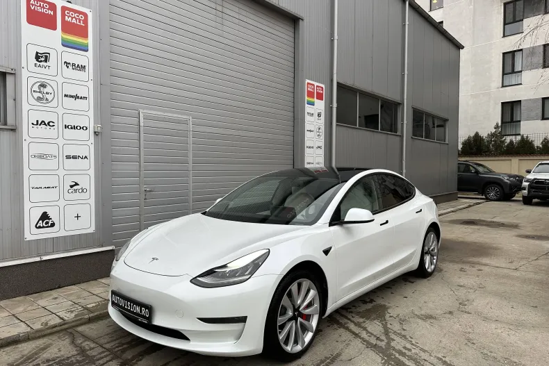 Tesla Model 3 din 2020 cu 65.500 km - oferta TES134101 - foto 2