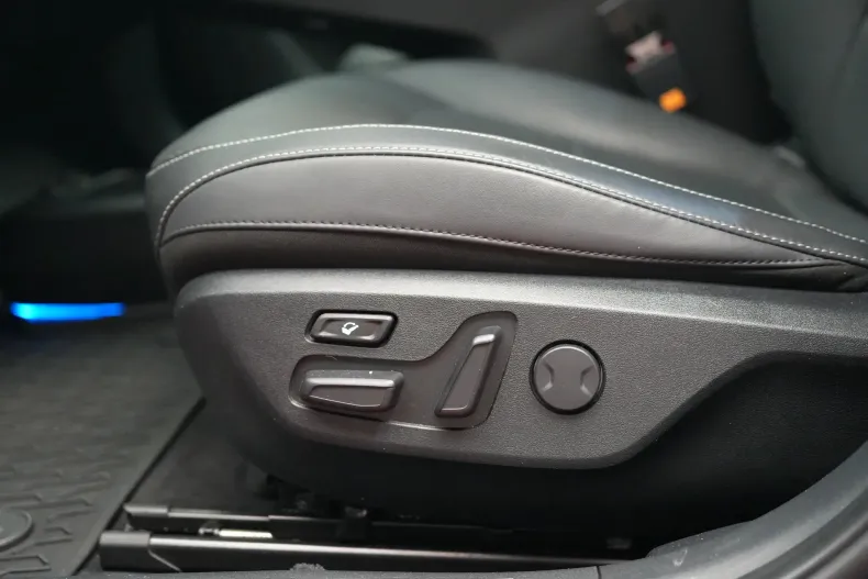 Kia EV6 din 2023 cu 14.000 km - oferta KIA134114 - foto 11